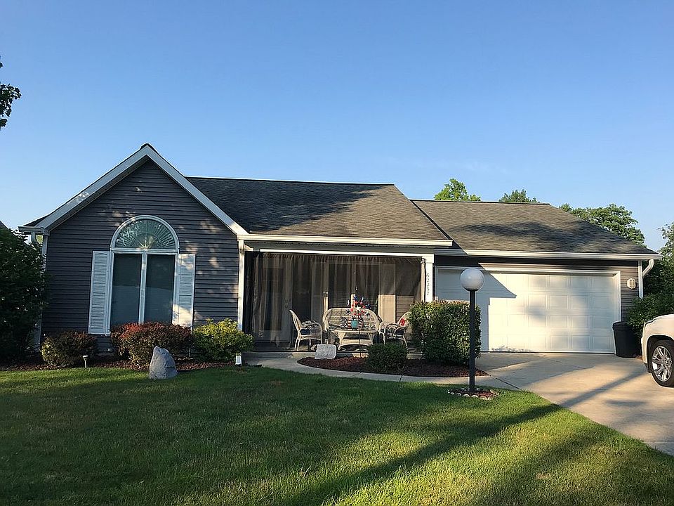 1st image of 62257 Lagoon Dr