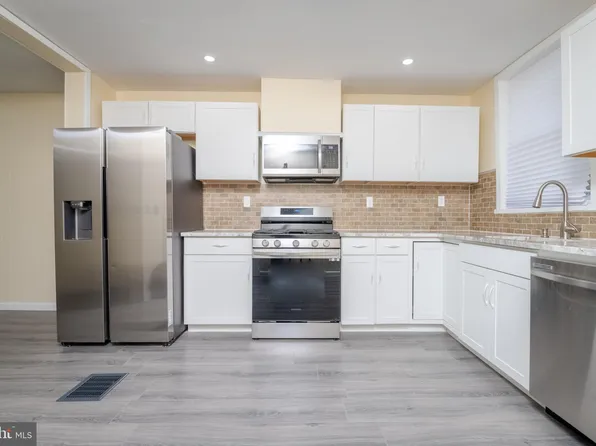 529 Brunswick St, Baltimore, MD 21223