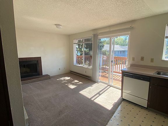 2nd image of 3510 Northwest Ave APT 10