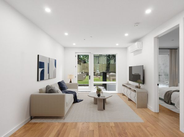 87 Carlton Ave FLOOR 1