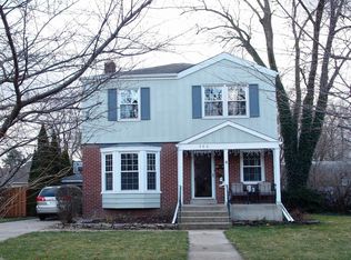 306 Beverly Pl, Munster, IN 46321