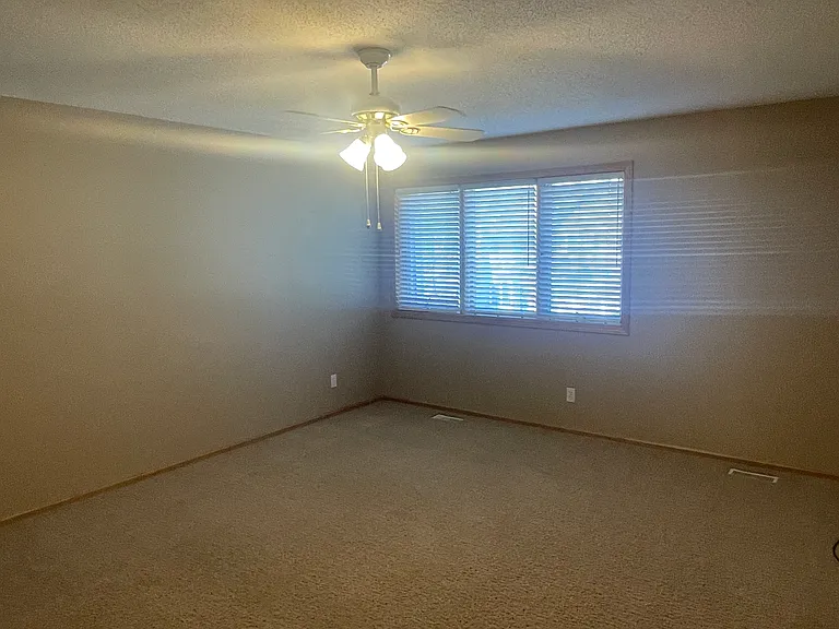 811 Burr Oaks Dr #502 — Photo 14