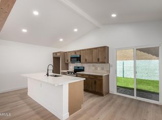 715 S Saranac Ave, Mesa, AZ 85208
