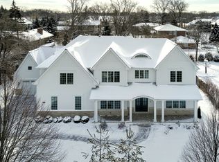 929 Linden Ln, Glenview, IL 60025