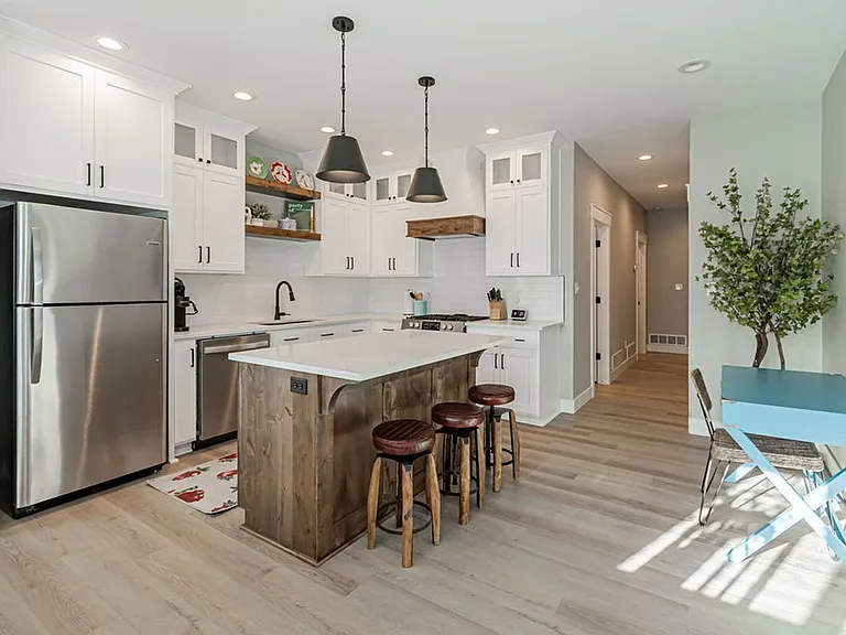 1415 Fremont Ave — Photo 7