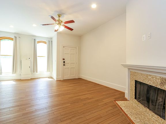 5th image of 1318 A St SE #A