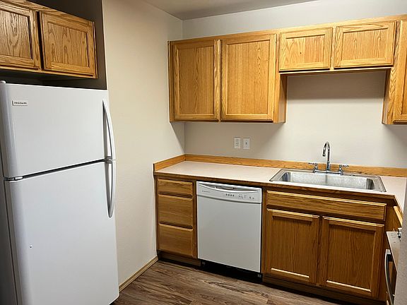 2nd image of 5473 Glenridge Way