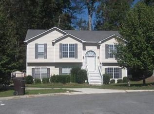 1432 Paddocks Ct, Powder Springs, GA 30127