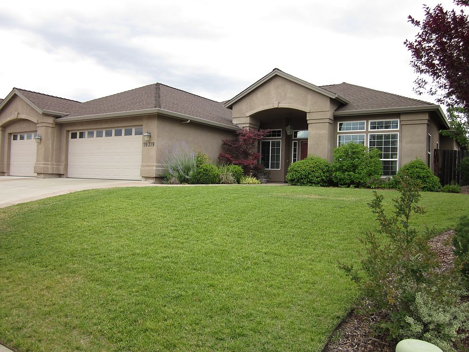 Up off street, extra parking