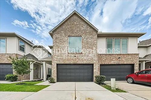 10434 Executive Lake Dr Photo 1