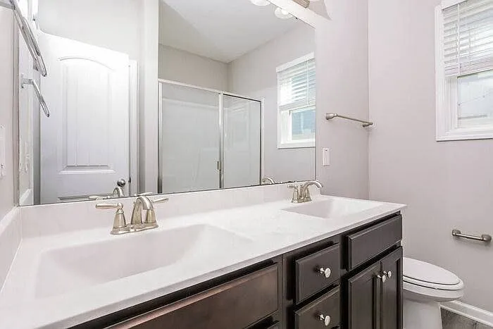257 E Wilson St — Photo 12