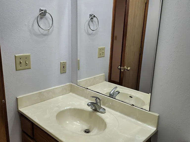 4059 S Franklin Ave — Photo 12