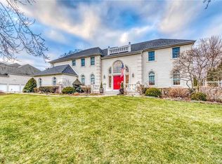 27 King Arthur Ct, New City, NY 10956