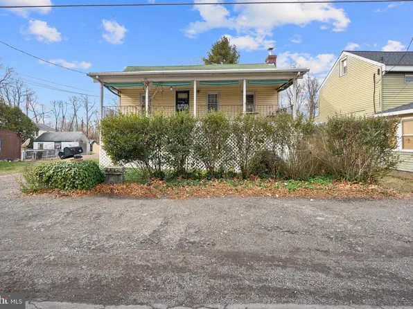 1642 Bristol Pike, Morrisville, PA 19067