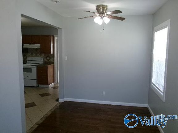 4th image of 1801 Canterbury Cir NW