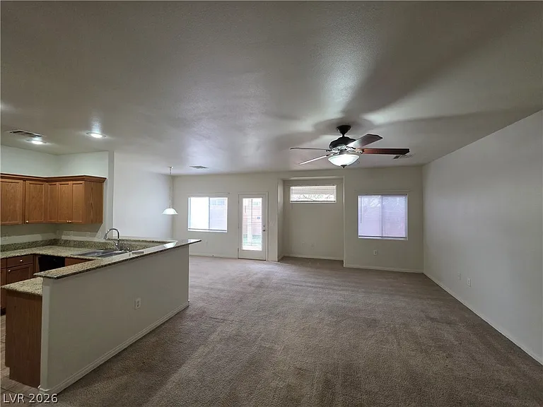 1423 Orange Jubilee Rd — Photo 15