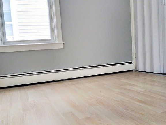 3rd image of 45 Thornley St #2