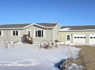 3108 Cyprus St N, Aberdeen, SD 57401