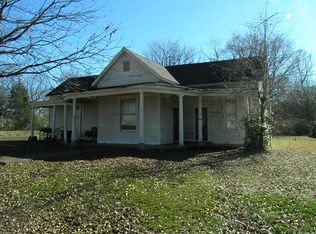 1120 E Short Mountain St, Paris, AR 72855