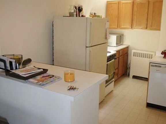 177 Marlborough #4R (9) Boston - Back Bay Unit Photo 4 (1)