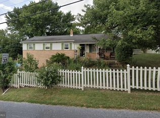 360 Red Mill Rd, Etters, PA 17319