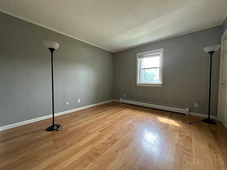 549 Russell Rd #1C — Photo 13