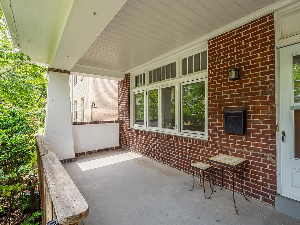 5301 Saint James Ter