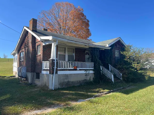 4057 Robinson Tract Rd, Pulaski, VA 24301