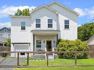 917 Moody St, Houston, TX 77009