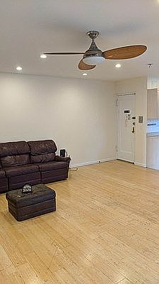 2nd image of 247 Wadsworth Ave APT 6P