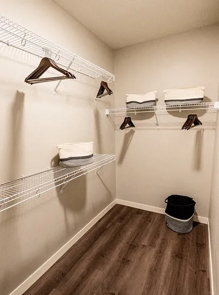 Alcott — Photo 12