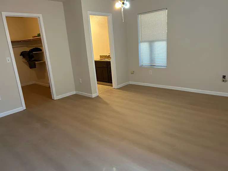 8456 McGray Way — Photo 6