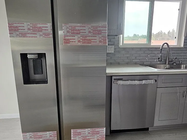 1522 Dixon St #8 — Photo 17