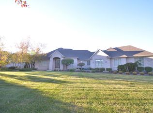 2935 Howard St, Poplar Grove, IL 61065