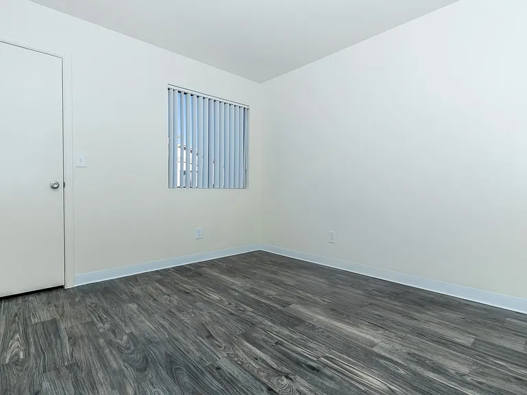 The Edge Townhomes — Photo 8