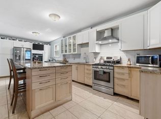 196-196-196A Hamilton St, Dorchester, MA 02122