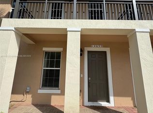 14635 SW 14th St, Hollywood, FL 33027