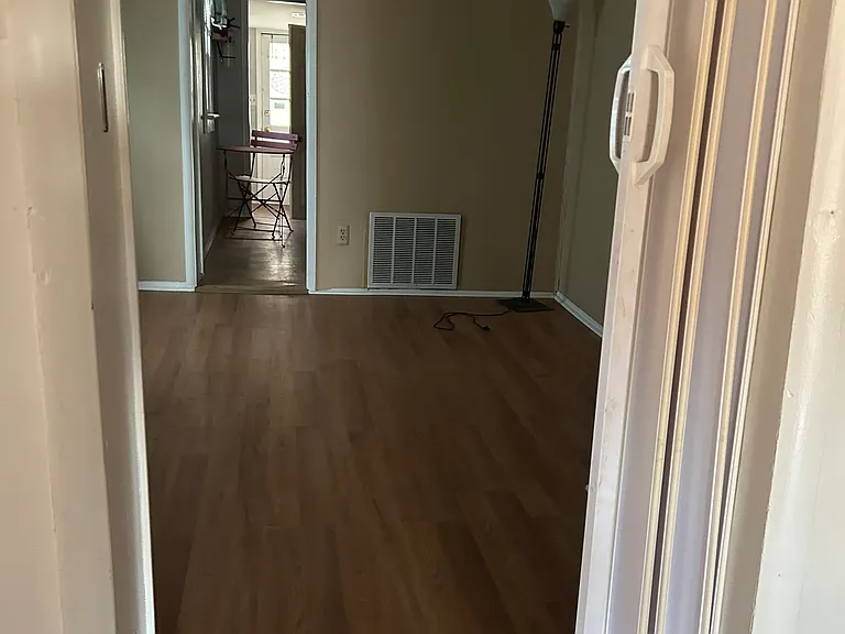 127 Broadway #127 — Photo 2