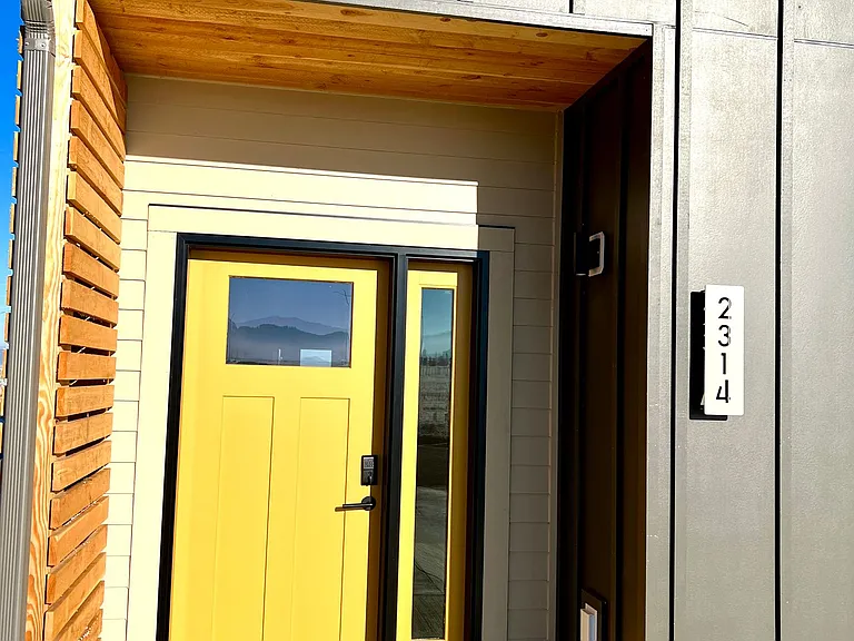 2314 Shorthorn Ave — Photo 2