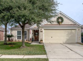 924 Schooner Cove Ln, League City, TX 77573