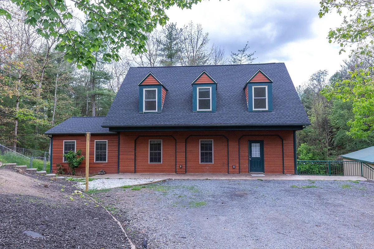 Building Photo - 4282 Swinging Bridge Rd