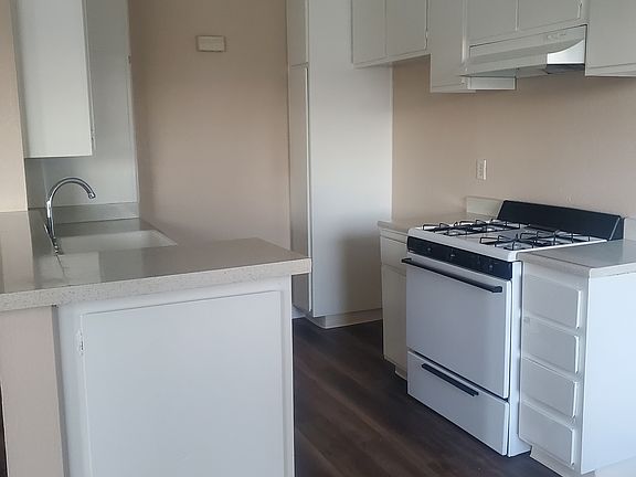 5th image of 18320 Camino Bello #1