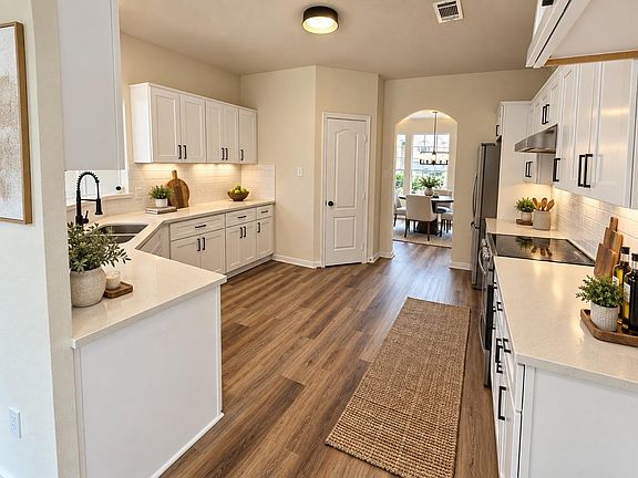 3rd image of 9510 Almeda Bend Ct