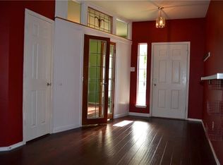 1912 Bridgeport Dr, Aubrey, TX 76227