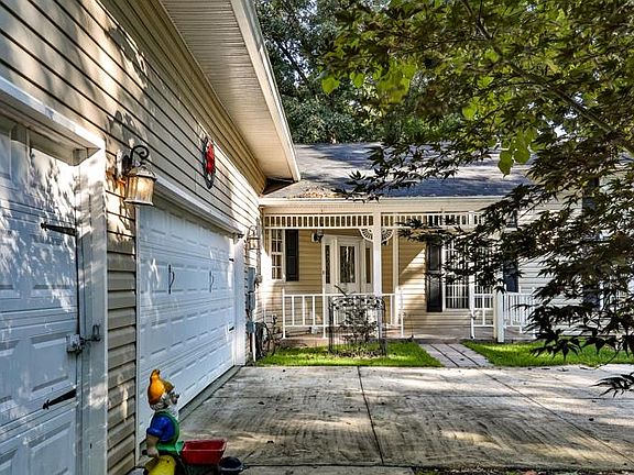 5th image of 531 Riverview Dr