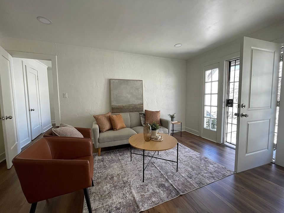 1st image of 258 E Kingsley Ave #4