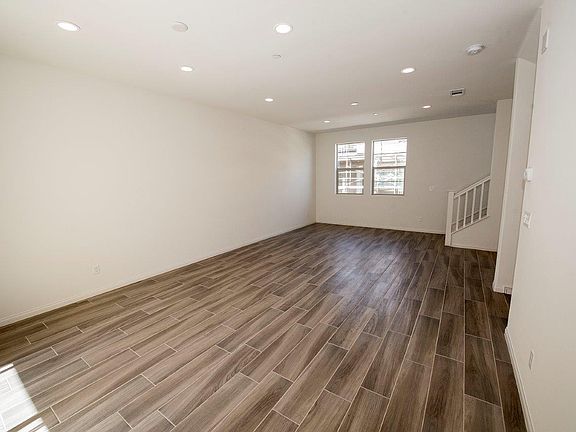 3rd image of 16112 Veridian Cir