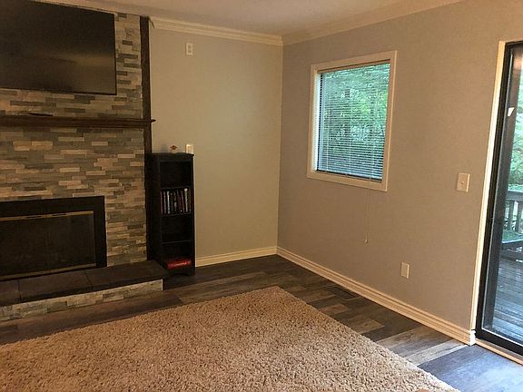 3rd image of 502 Stoneywood Dr