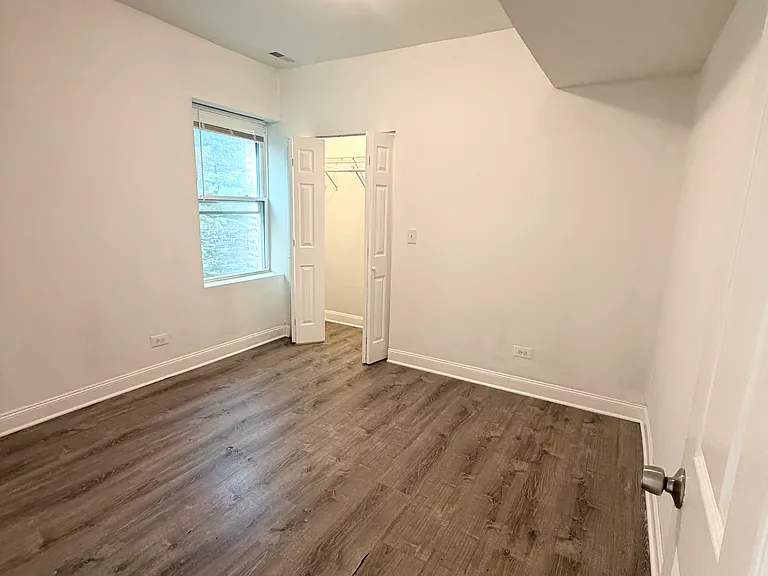 7724 S Essex Ave #3 — Photo 6