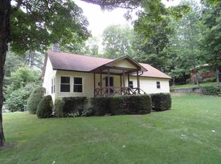 652 Atateka Dr, Chestertown, NY 12817